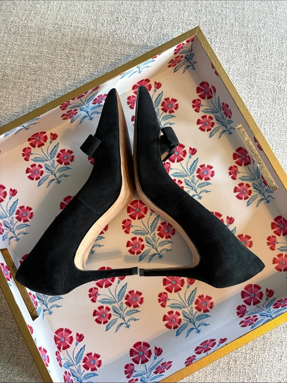 Ann Taylor Black Suede Pointed-Toe Bow Pumps